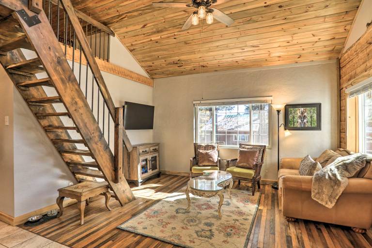 Tasteful Log Cabin Retreat on Lake Pagosa! — photo 2
