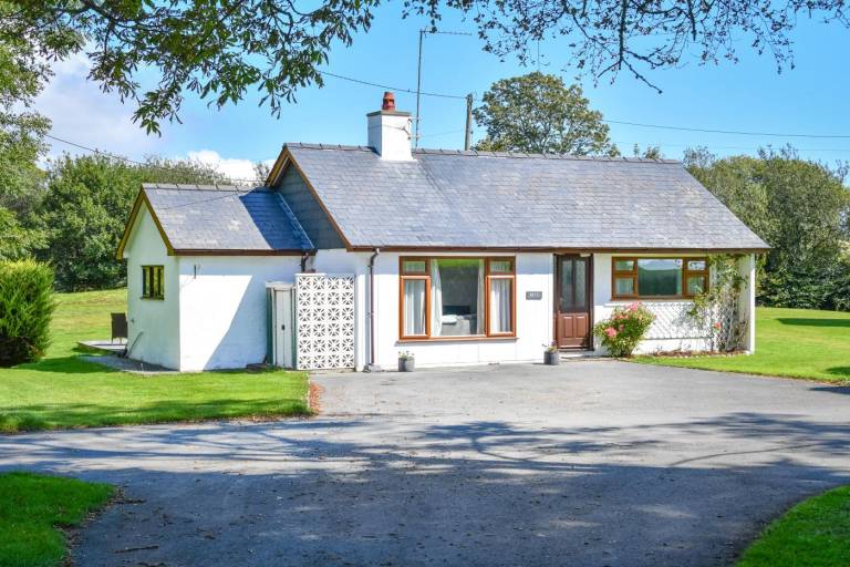 House Pwllheli