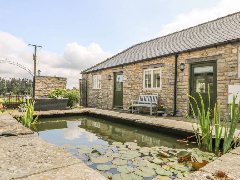 Cottage  Sutton-under-Whitestonecliffe