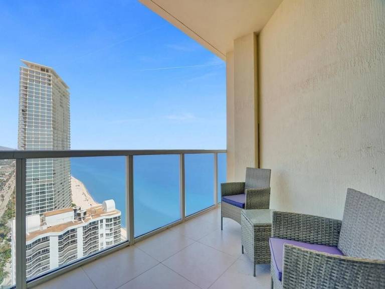 Apartment Sunny Isles Beach
