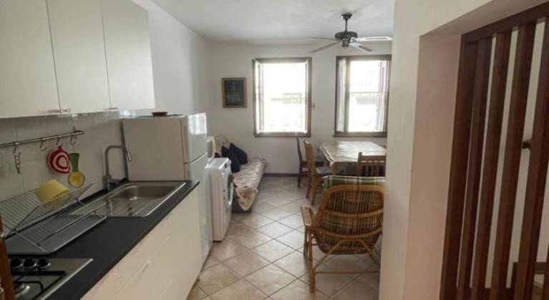 Rental apartment with patio — photo 5