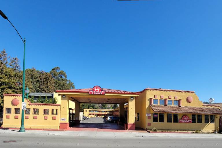 Mission Inn and Suites Hayward