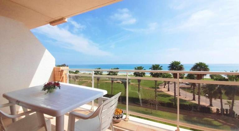 Fully equipped lovely apartment with pool, patio & yard | Beach nearby | Pets allowed in Oropesa del Mar