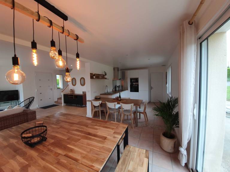 Gite with BBQ, yard & terrace — photo 4