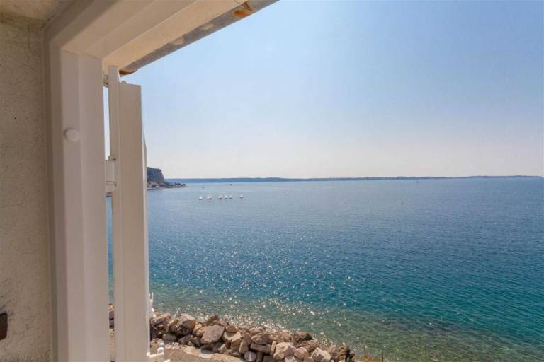 Apartment | Water view — photo 4