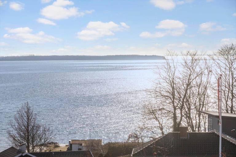House with barbeque, patio & yard | Sea view — photo 4