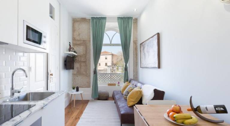 Host Wise - Charming Flat with Netflix - River View — photo 2