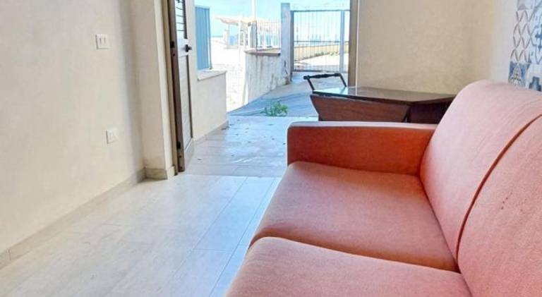 Apartment with barbecue & terrace — photo 2