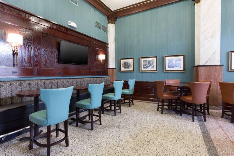 Drury Inn & Suites St. Louis Union Station — photo 4