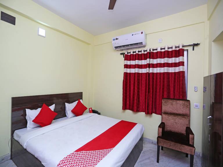 OYO Verb Inn Near Behala Chowrasta Metro Station