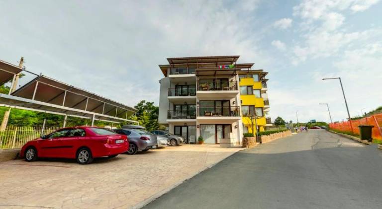 Serviced apartment with patio | Next to the beach | Perfect for remote work | Pets are welcome — photo 5