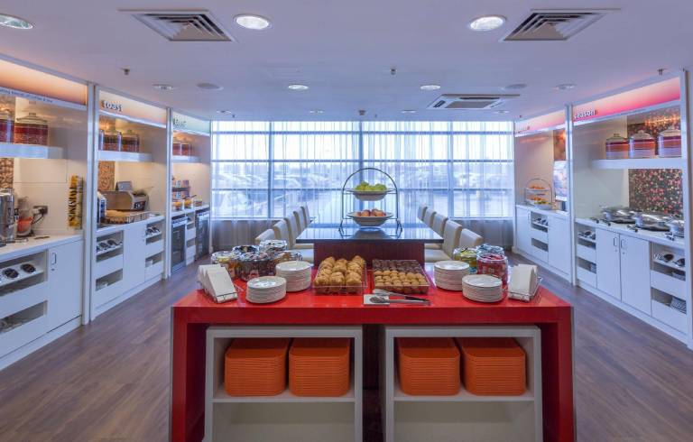 Hampton by Hilton Liverpool/John Lennon Airport — photo 2