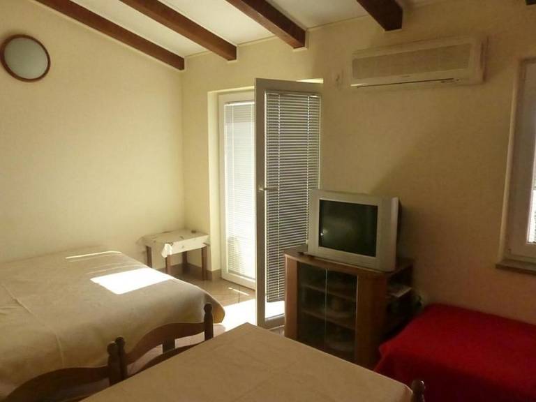 Charming holiday apartment with garden, barbeque & patio | Sea view | Dogs allowed — photo 4