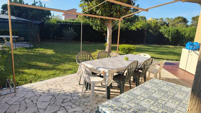 Appartamento Confortevole con Giardino e WiFi a Marina di San Nicola — photo 4