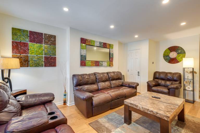 Baltimore Townhome Near Oriole Park w/ A/C! — photo 4