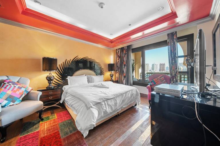 Fully equipped holiday apartment with pool, jacuzzi & yard | Beach nearby | Pets allowed — photo 2