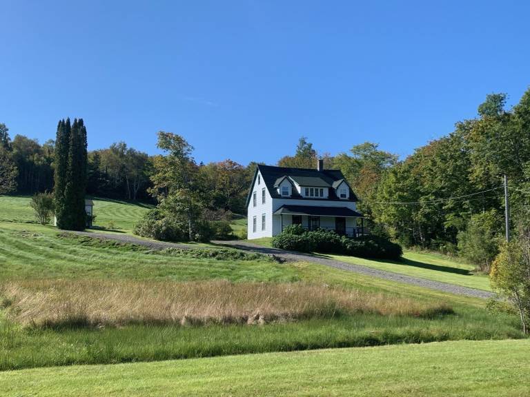 Farmhouse Baddeck