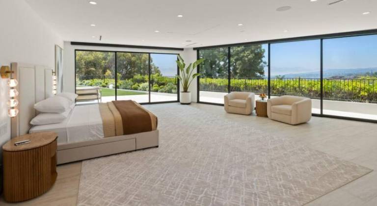 House with hot tub & pool | Good for workation — photo 2