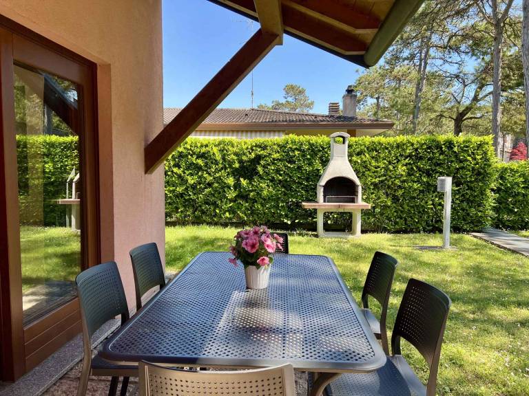 Ferienhaus mit Pool in Lignano Sabbiadoro f&uuml;r max. 10 Personen