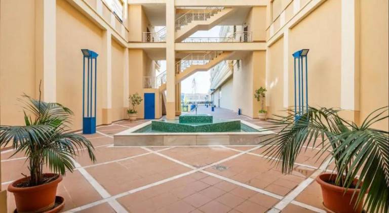 Holiday apartment with pool — photo 4