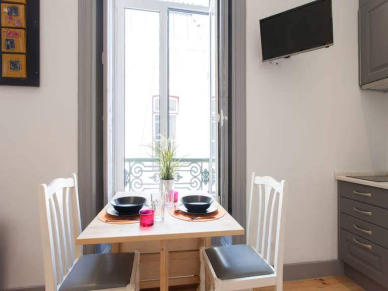 Rental apartment | Close to São Jorge Castle | City view — photo 2