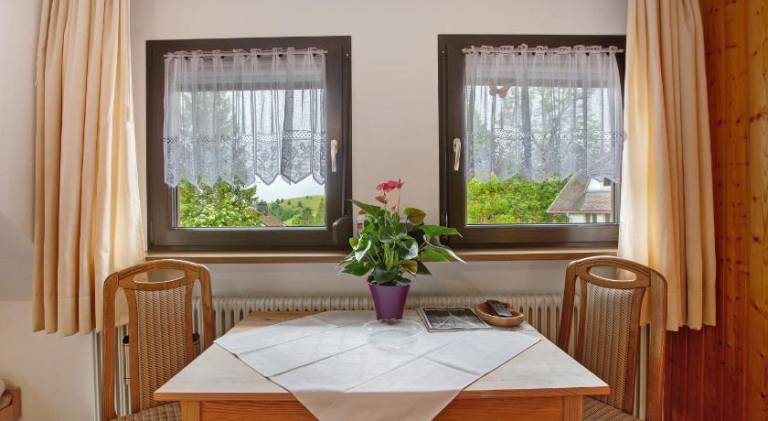 Haus Edelweiß Zimmer — photo 2