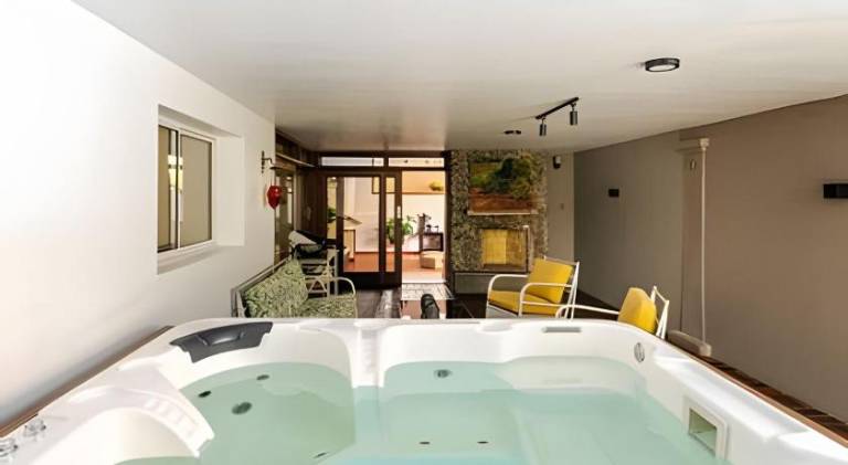 NUEVA Mansion con piscina y jacuzzi, El Poblado — photo 4