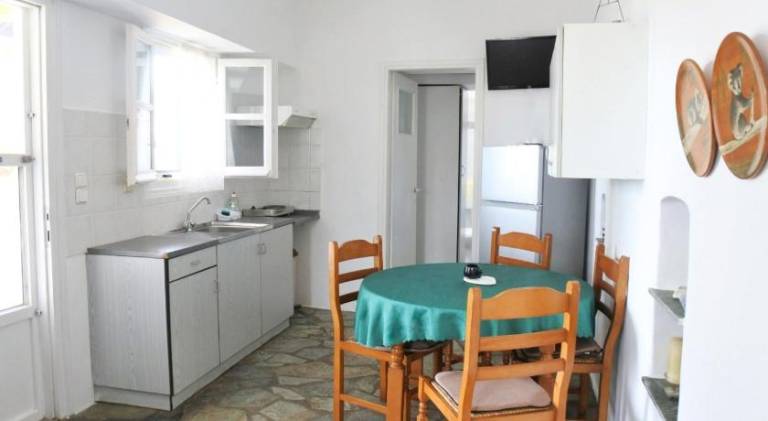 Apartment with 1 room for 3 persons — photo 3