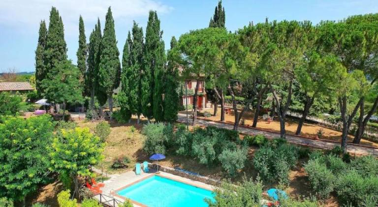 Wonderful villa with jacuzzi & pool | Dogs allowed in San Gimignano