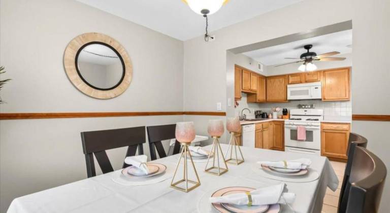 House | Suitable for remote work in Dearborn, MI