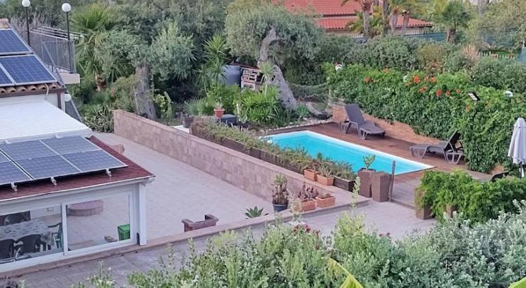 Fully equipped villa with pool, barbeque & garden | Pets allowed — photo 5