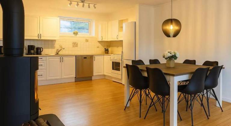 Apartment with 2 rooms for 9 persons — photo 3
