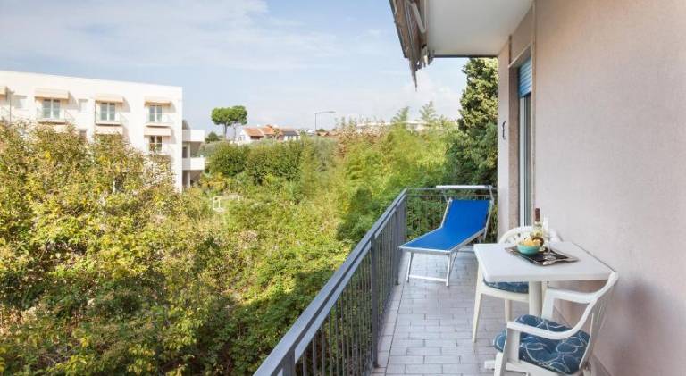 Holiday apartment with 2 rooms for 4 persons — photo 3