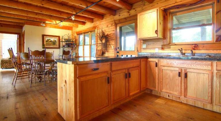 The Smoke House Lodge And Cabins — photo 4
