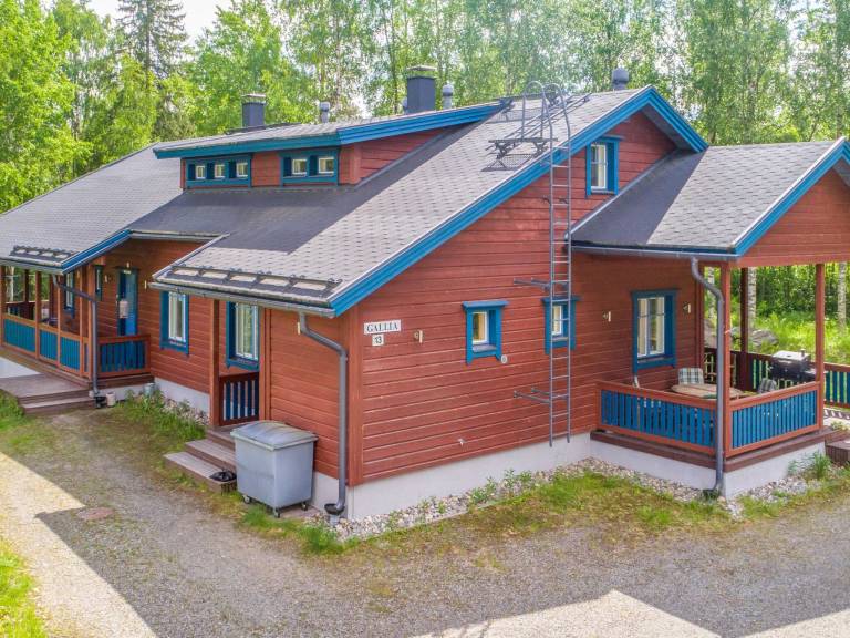 House with sauna & patio | Nature view — photo 2