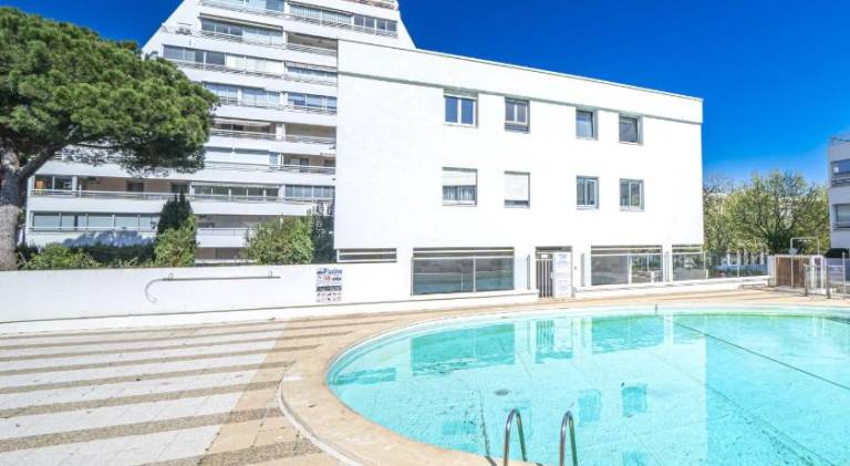 Rental apartment with pool — photo 4