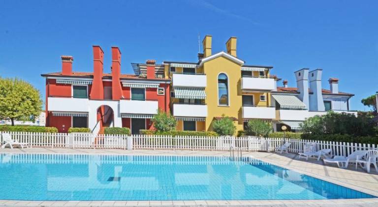 Rental apartment with pool | Beach nearby | Pet-friendly in Jesolo