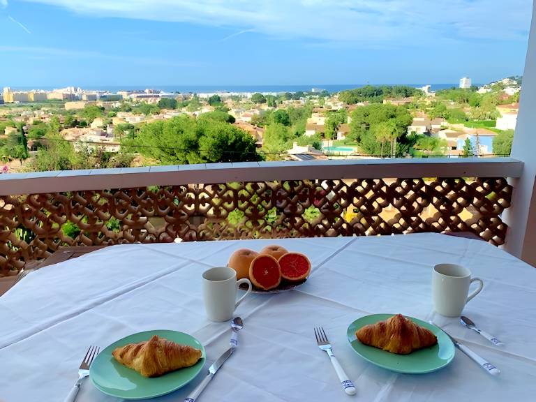 Holiday Home 'Villa Margarita' with Sea View, Wi-Fi and Air Conditioning — photo 3