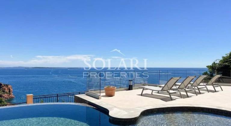 Wonderful villa with pool & barbecue | Pets are welcome in Theoule-sur-Mer