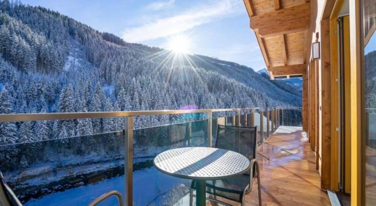 Apartment with terrace & sauna — photo 4
