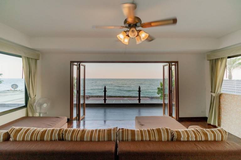 Villa with yard, barbeque & pool | Water view | Pet-friendly in Phetchaburi