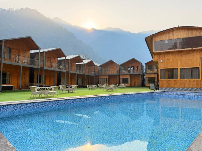 Wooden River Resort