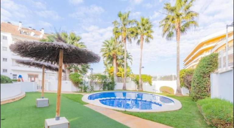 Apartment with terrace & private pool in Mora