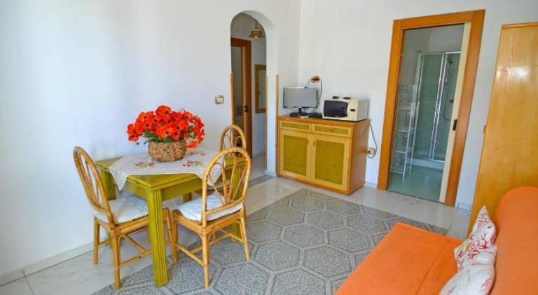 Vacation home with 2 rooms for 6 persons — photo 3