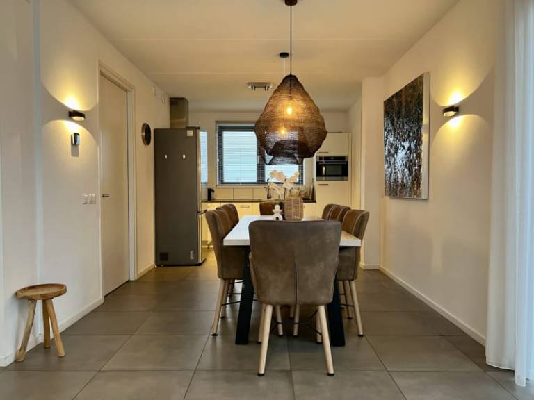Villa with garden & terrace — photo 2