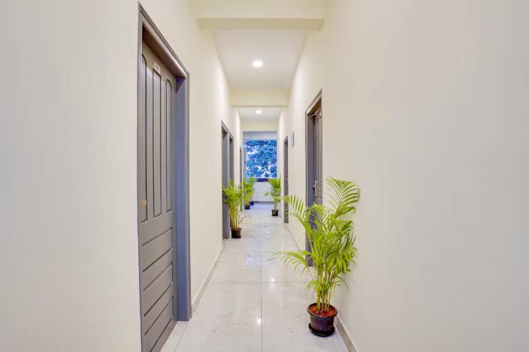 RG Suites HSR — photo 2