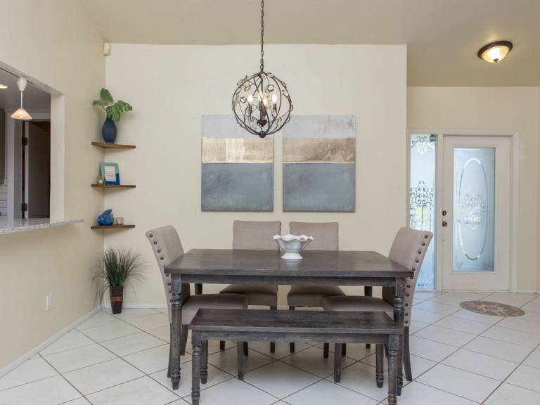 Child-friendly vacation home with BBQ, terrace & private pool | Pets allowed — photo 4