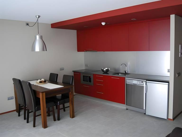 Rental apartment with patio — photo 5