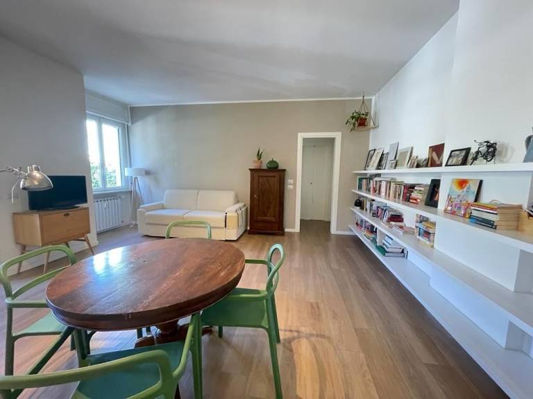 Apartamento Quarto Oggiaro