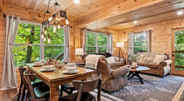 Spacious vacation home | Perfect for remote work | Pets are welcome — photo 5